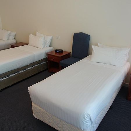Elkanah Lodge And Conference Centre Marysville Room photo
