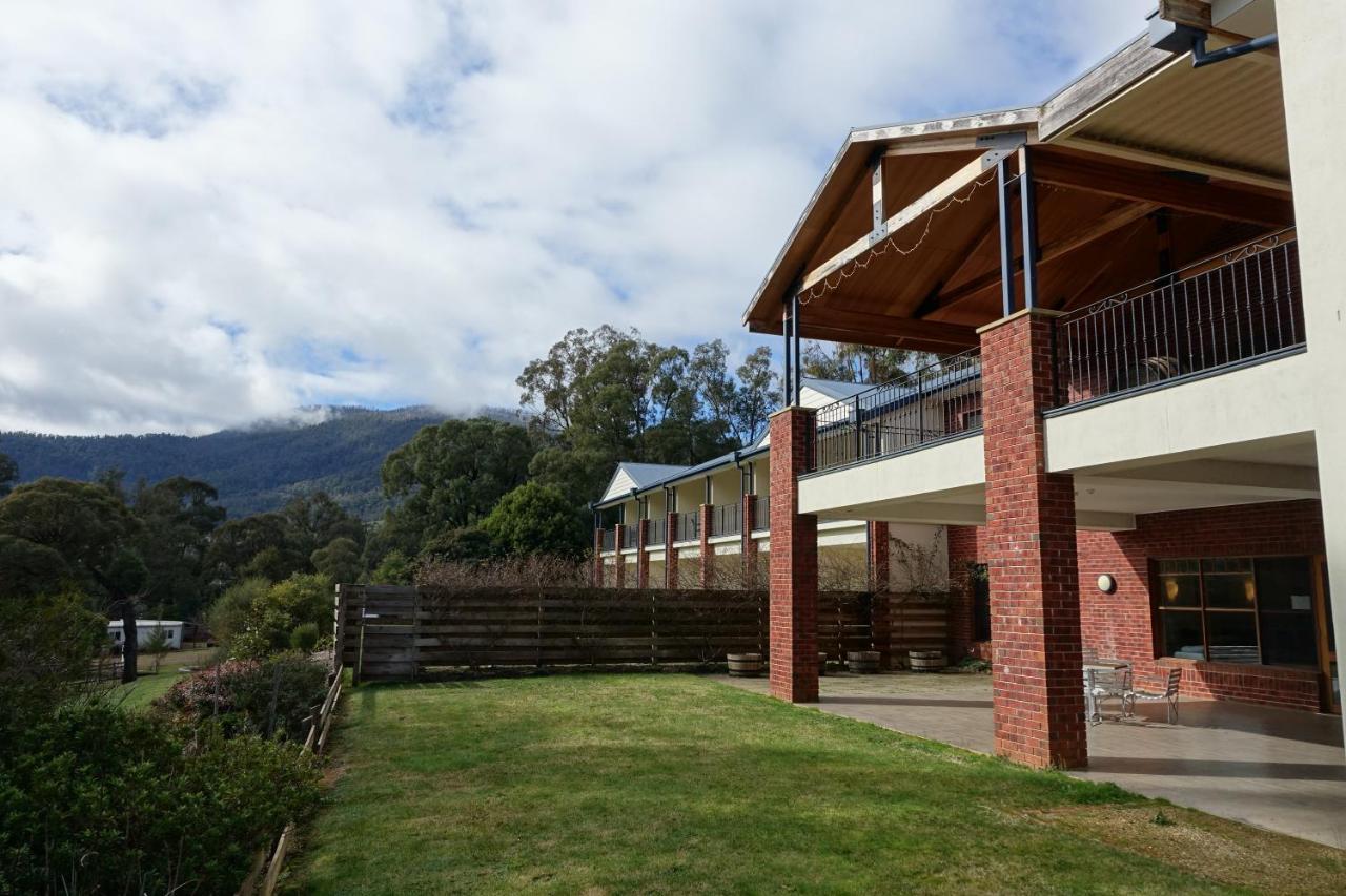 Elkanah Lodge And Conference Centre Marysville Exterior photo