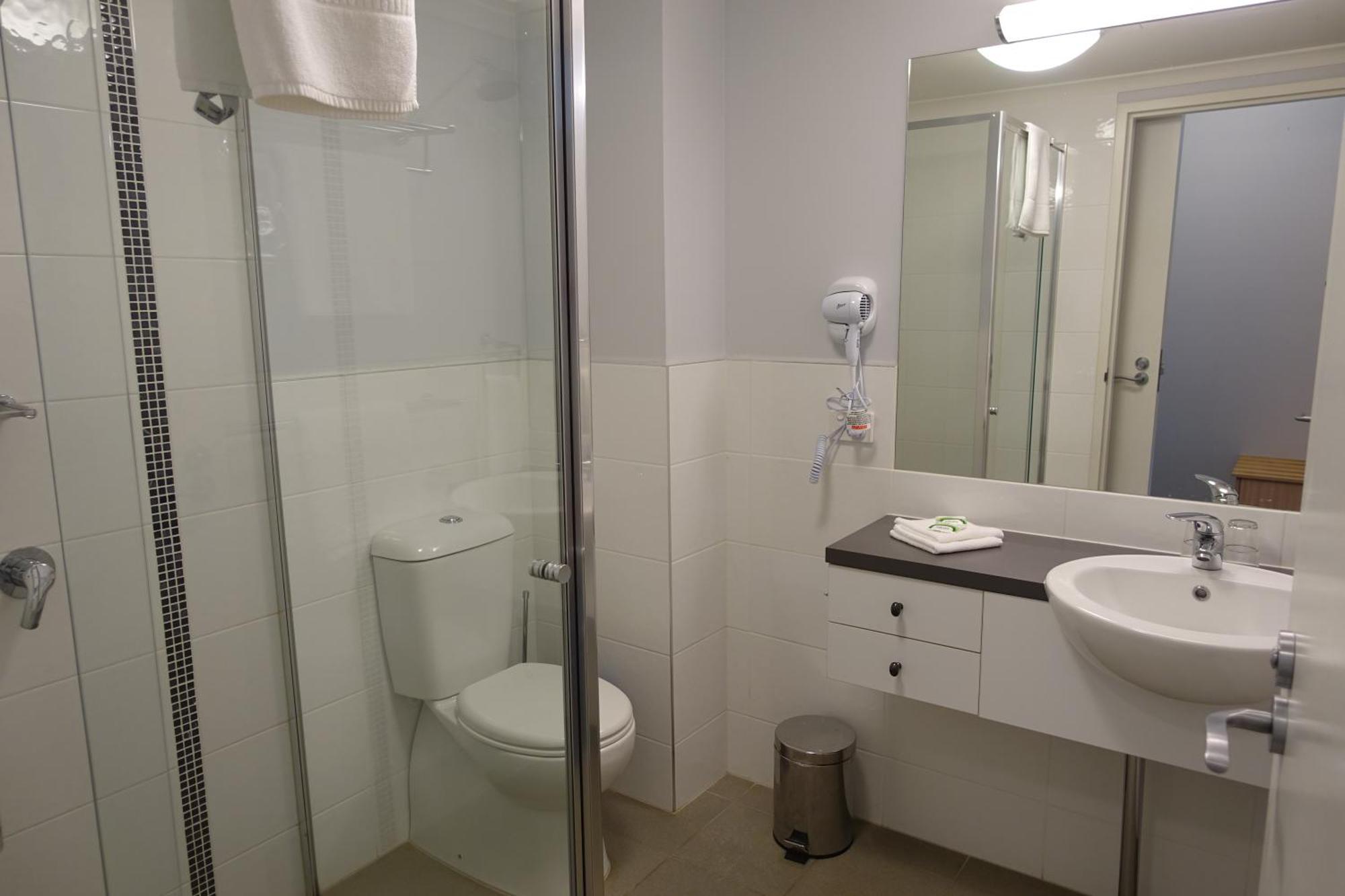 Elkanah Lodge And Conference Centre Marysville Room photo
