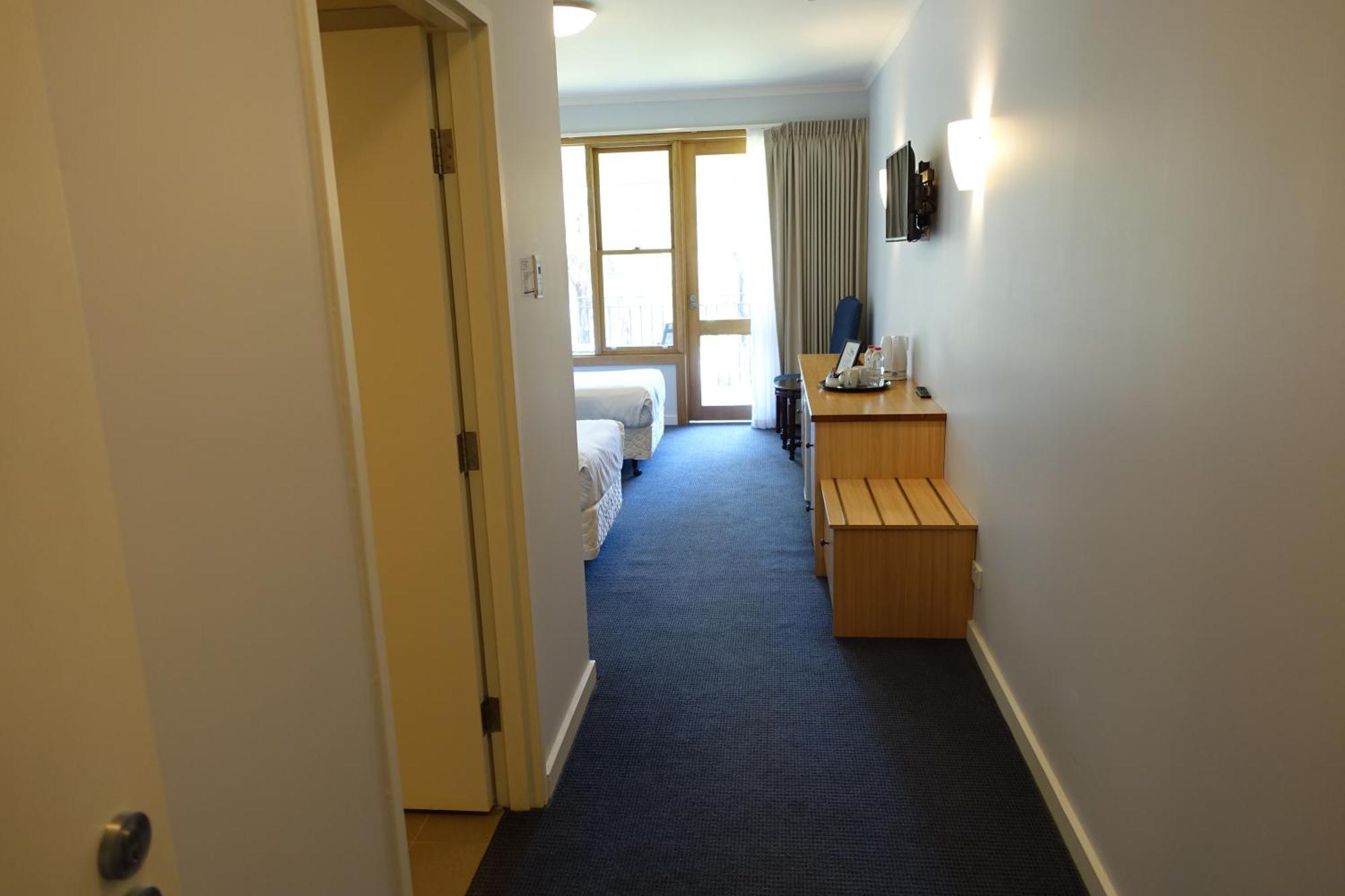 Elkanah Lodge And Conference Centre Marysville Room photo