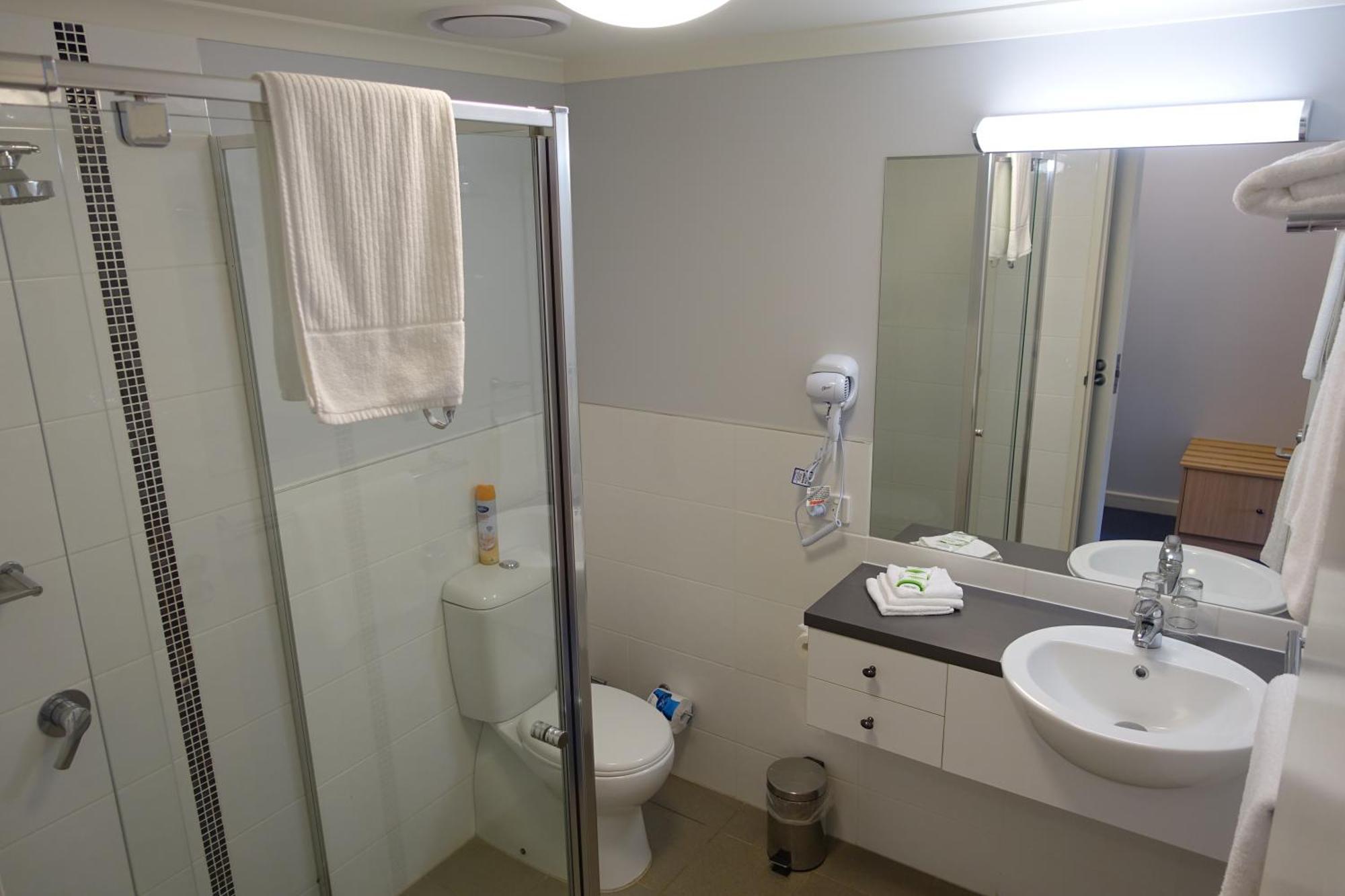 Elkanah Lodge And Conference Centre Marysville Room photo
